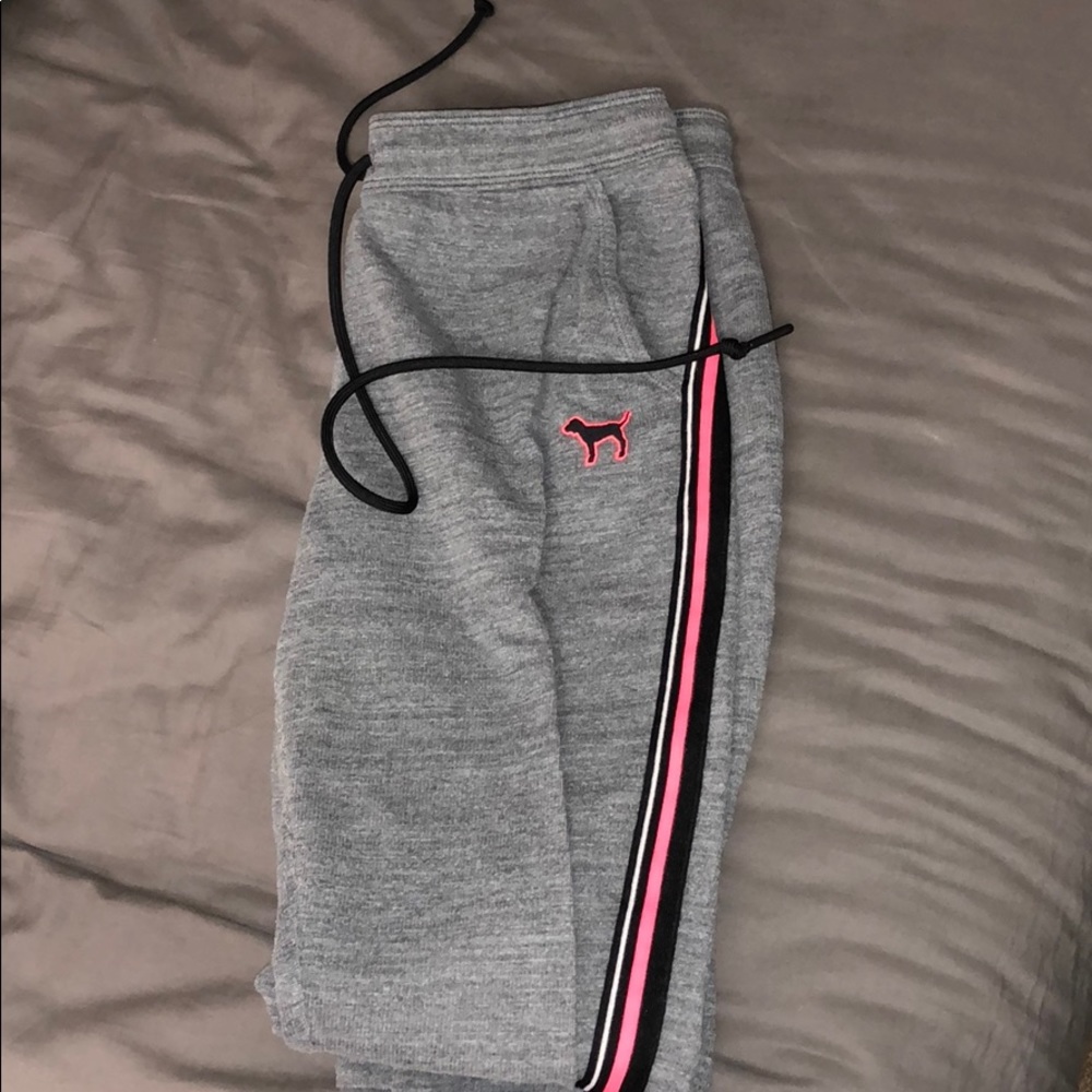 VS sweatpants size small